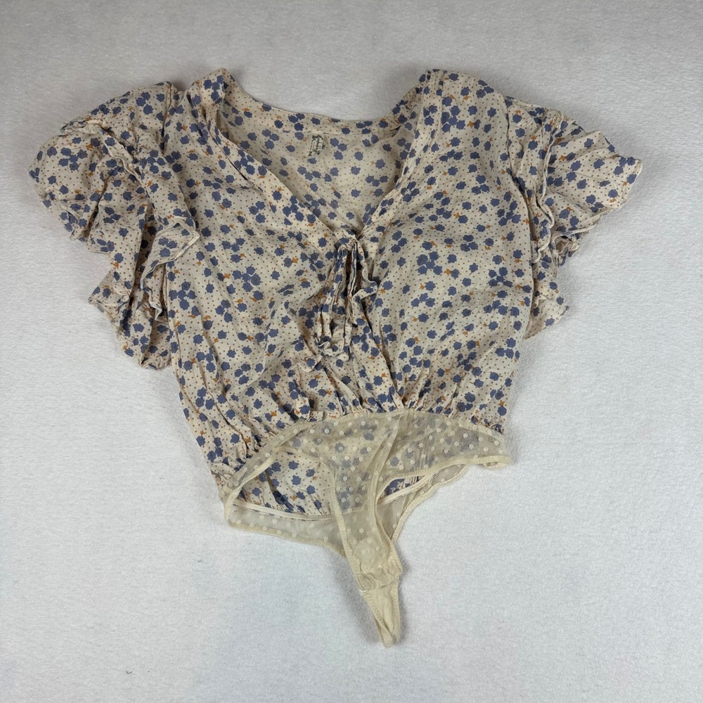 Intimately Free People Floral Flutter Sleeve Tie Front Bodysuit Small Cream Blue